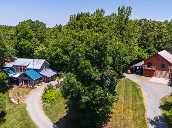 319 Wrights Way, Pittsboro, NC 27312