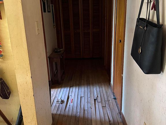 5th image of 716 Belmar Dr