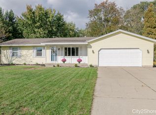 2561 Audrey St, Jenison, MI 49428