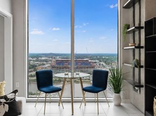 415 Church St APT 2413, Nashville, TN 37219