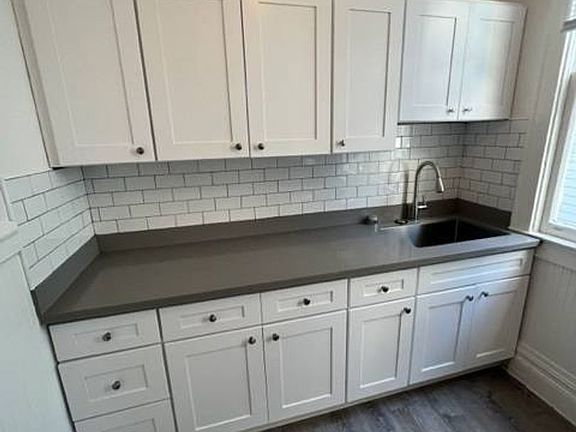 2nd image of 3955 17th St #14