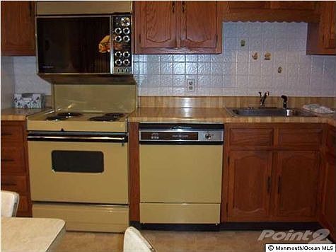 3rd image of 39 Penwood Dr #55