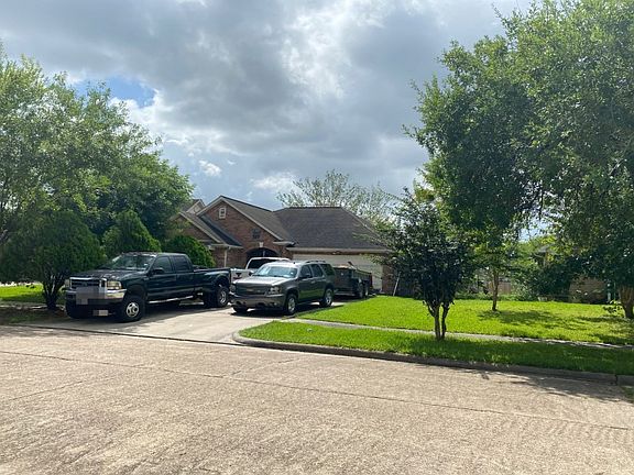 2nd image of 14118 Flair Dr