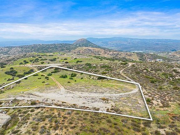4th image of 41120 Jojoba Hills Cir #10