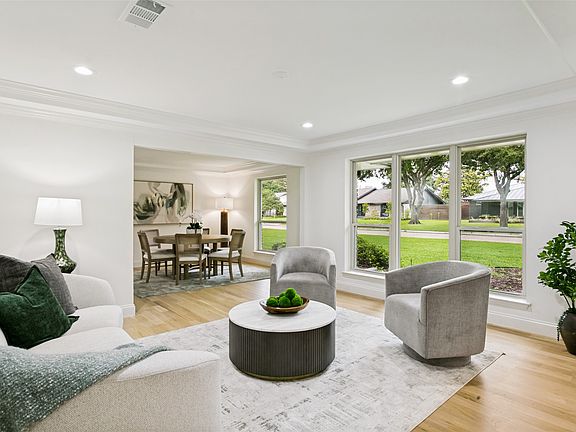 4th image of 4426 Laren Ln