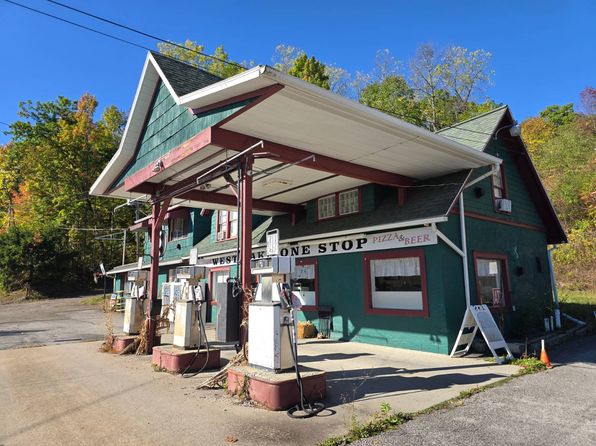 5390 W Lake Rd