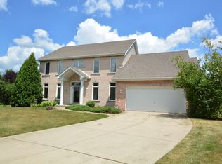 2874 Mapleside Ct, Aurora, IL 60502