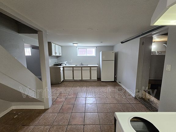 2nd image of 320B Rutland Rd S