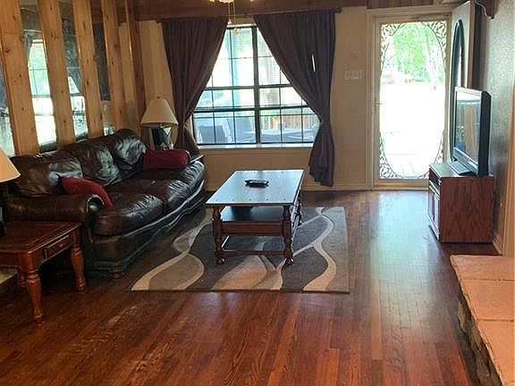 5th image of 3234 Saint Lo Dr
