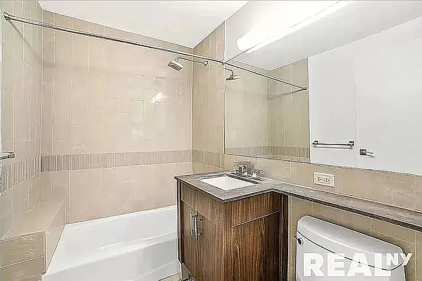 Rented by REAL New York | media 37