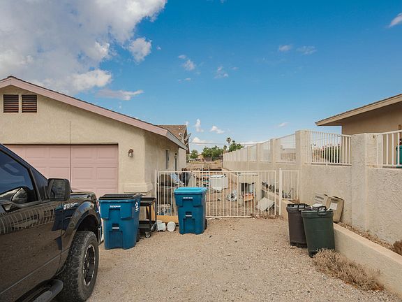 5th image of 3487 Bluegrass Dr