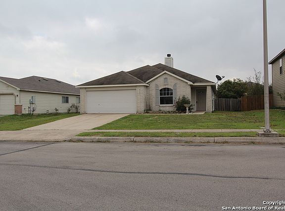 2nd image of 157 N Willow Way