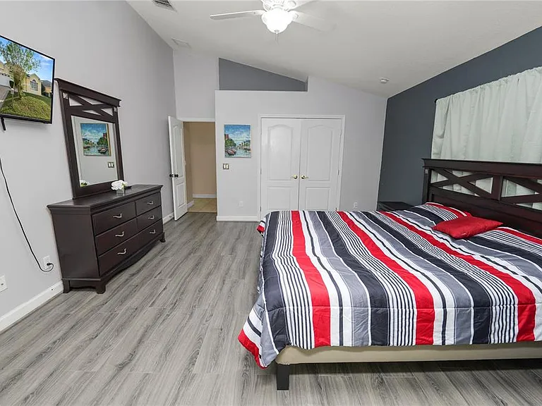548 Old Bridge Cir — Photo 48