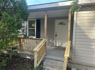 708 Lexington Ave, Cayce, SC 29033