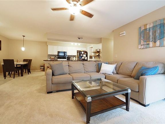 4th image of 22556 Lenox Dr #414