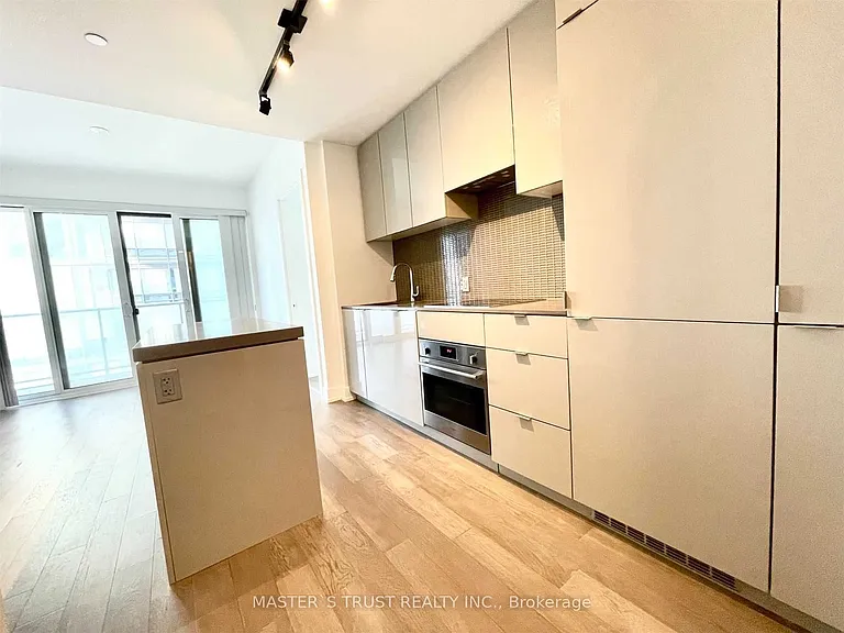 7 Grenville St #1601 — Photo 7