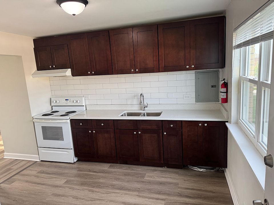 1st image of 14429 Jefferson Ave APT 2N