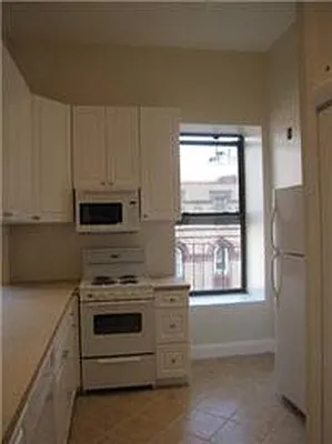 Rented by Cohen Smith Chang LLC | media 9