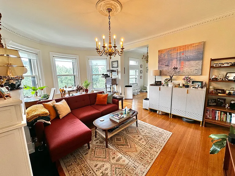 184-190 Commonwealth Ave #53 — Photo 2