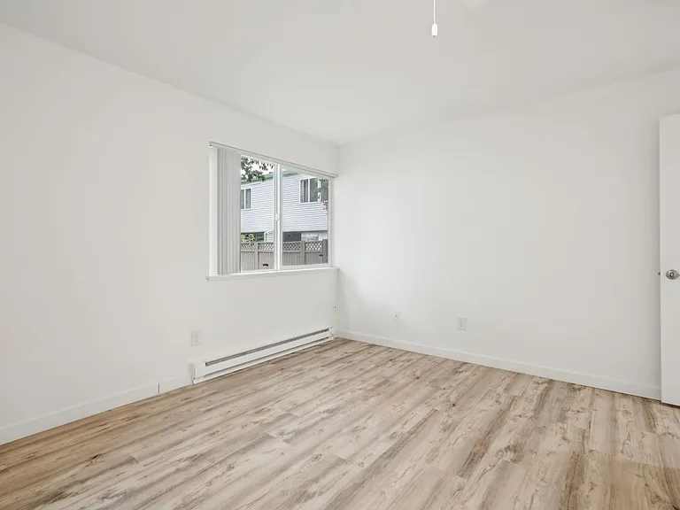Images Columbia Apartments — Photo 62