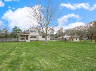 8640 Eagle Dr, Denham Springs, LA 70706