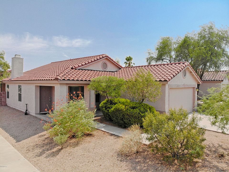 1st image of 3939 W Pine Creek Way