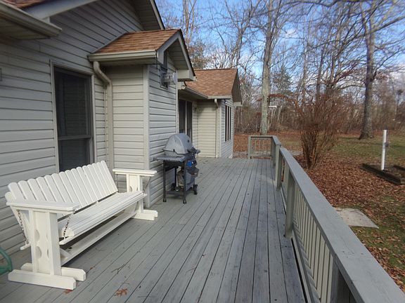 4th image of 2007 Cravens Dr