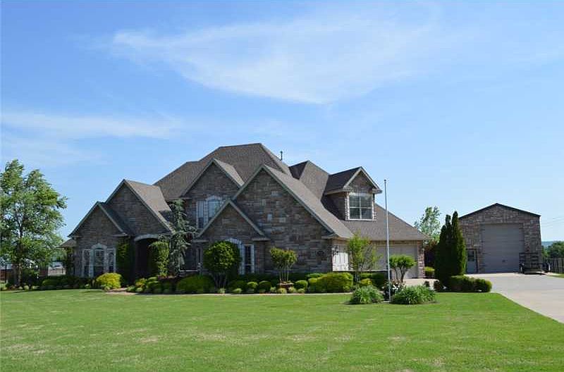 1st image of 2270 S Summerbrook Pl