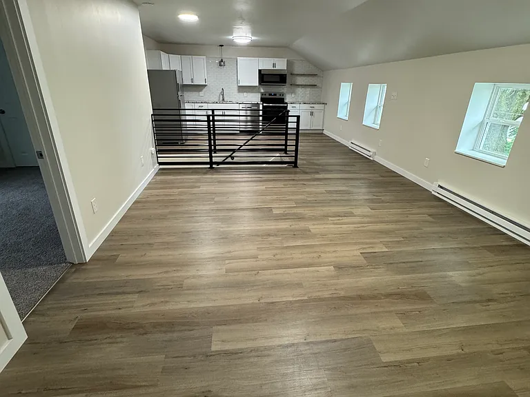 600 E Main St #2 — Photo 7