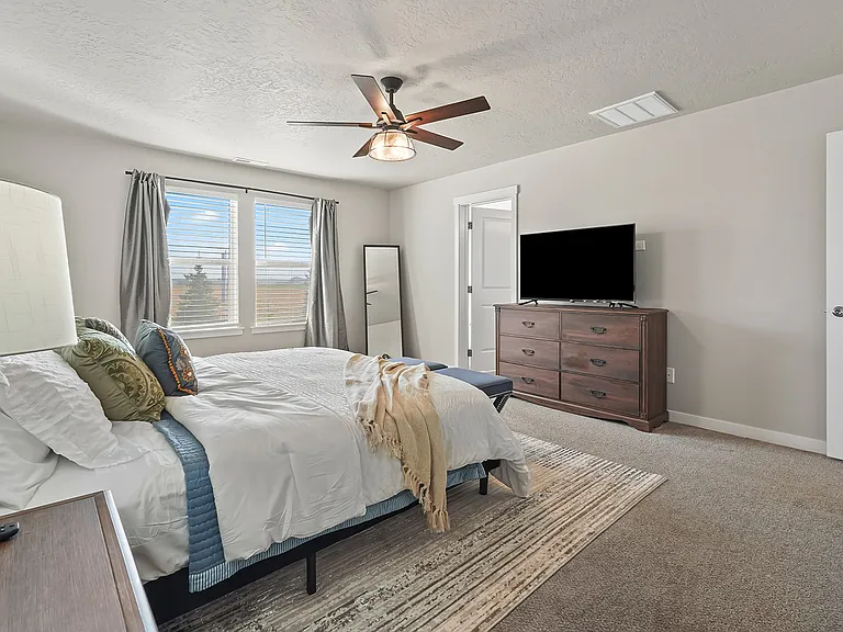 11273 W Broadstone St — Photo 32