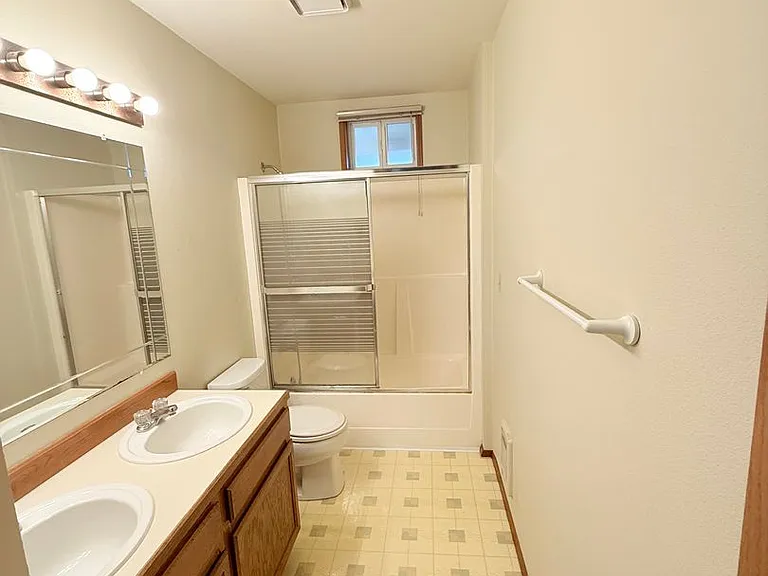 7423 Tracyton Blvd NW — Photo 10