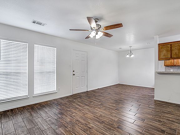 3rd image of 2549 E Renfro St APT B