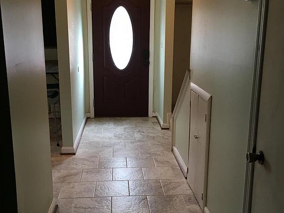 4th image of 6467 Grafton Garth Ct