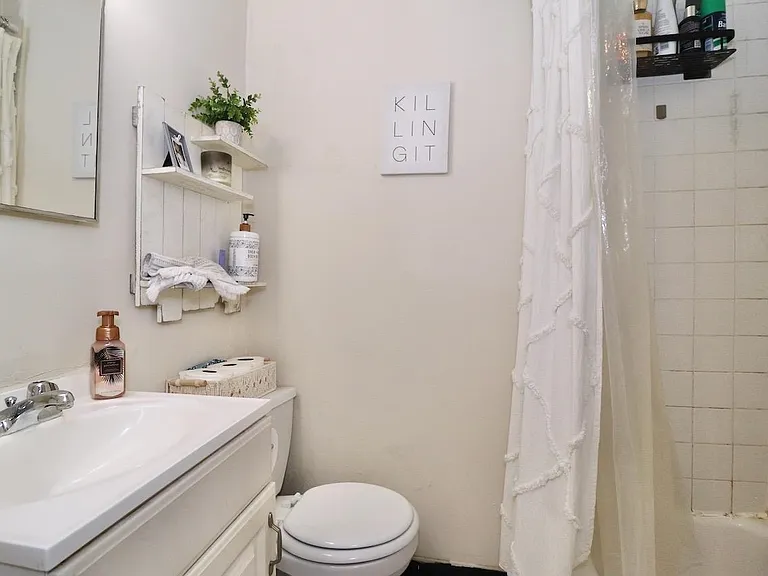510 Adams St #2R — Photo 16