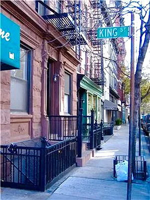 Rented by Living New York | media 51