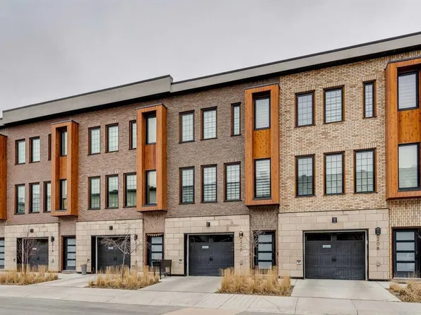 81 S Greenbriar Pl NW #210, Calgary, AB T3B 6J1