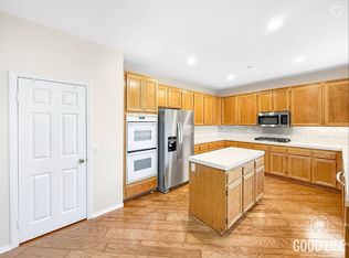 1872 Autumn Ln, Vista, CA 92084