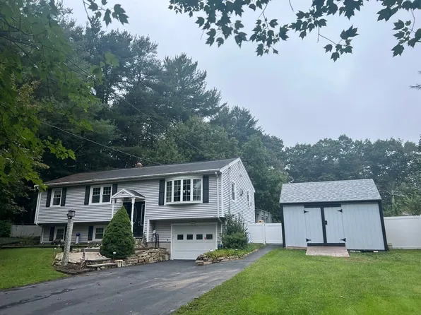 60 Pond St, Bridgewater, MA 02324