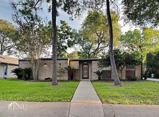 5515 Braesvalley Dr, Houston, TX 77096