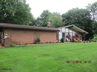 329 Packard Ln, Roaring Spring, PA 16673