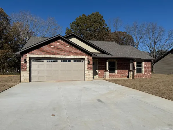 105 Blue Star Ln, Poplar Bluff, MO 63901