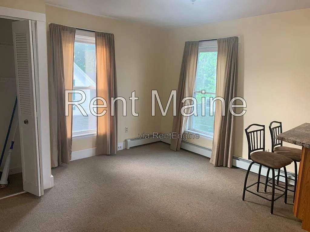 2 bed, 1.0 bath, $1,600 — Photo 4