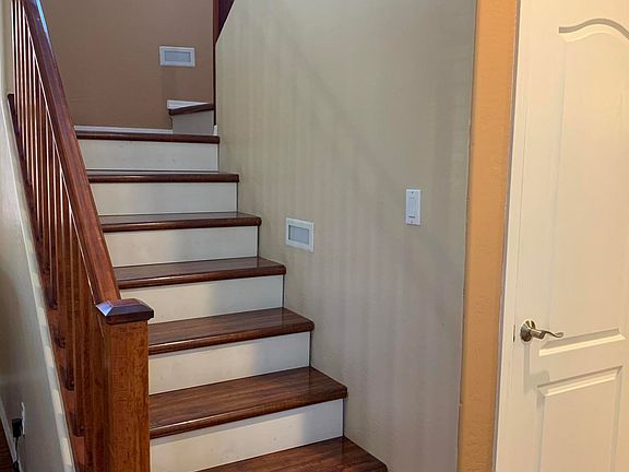 4th image of 15449 W Laurel Ln