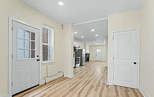 2041 Stenton Ave — Photo 10