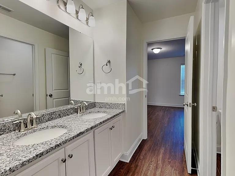 165 Stowe Rd — Photo 17