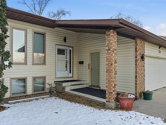 3rd image of 139 Benesh Cres
