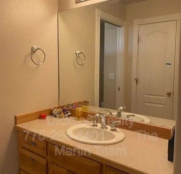 752 Divot Dr — Photo 8