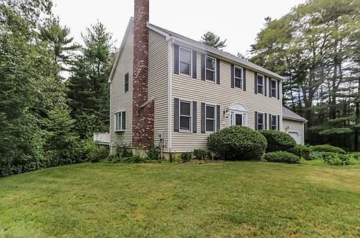 2nd image of 10 Hemlock Ln