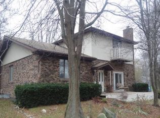 1021 Division St, Barrington, IL 60010