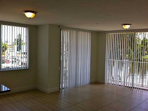 2nd image of 1740 NW North River Dr APT 214